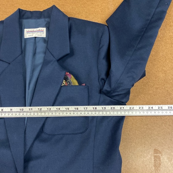 Vintage FRENCH Blue “ 1980’s blazer - Picture 5 of 9